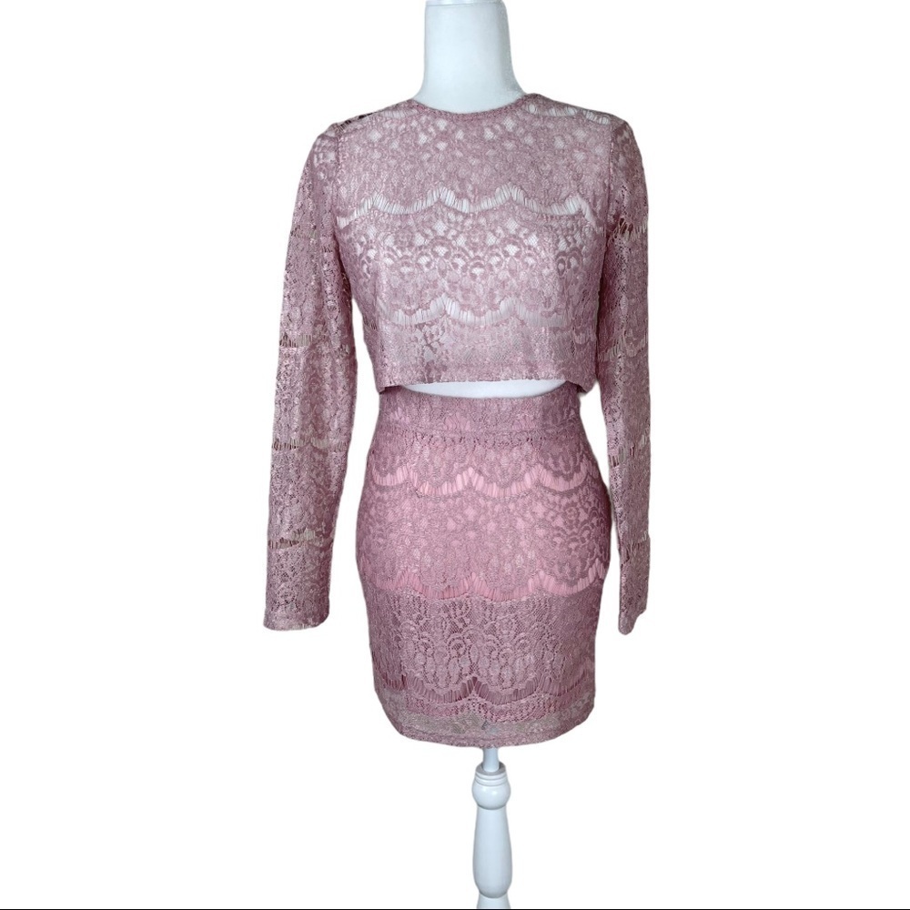 SUPER DOWN hilda pink lace barbiecore skirt set - Picture 4 of 7